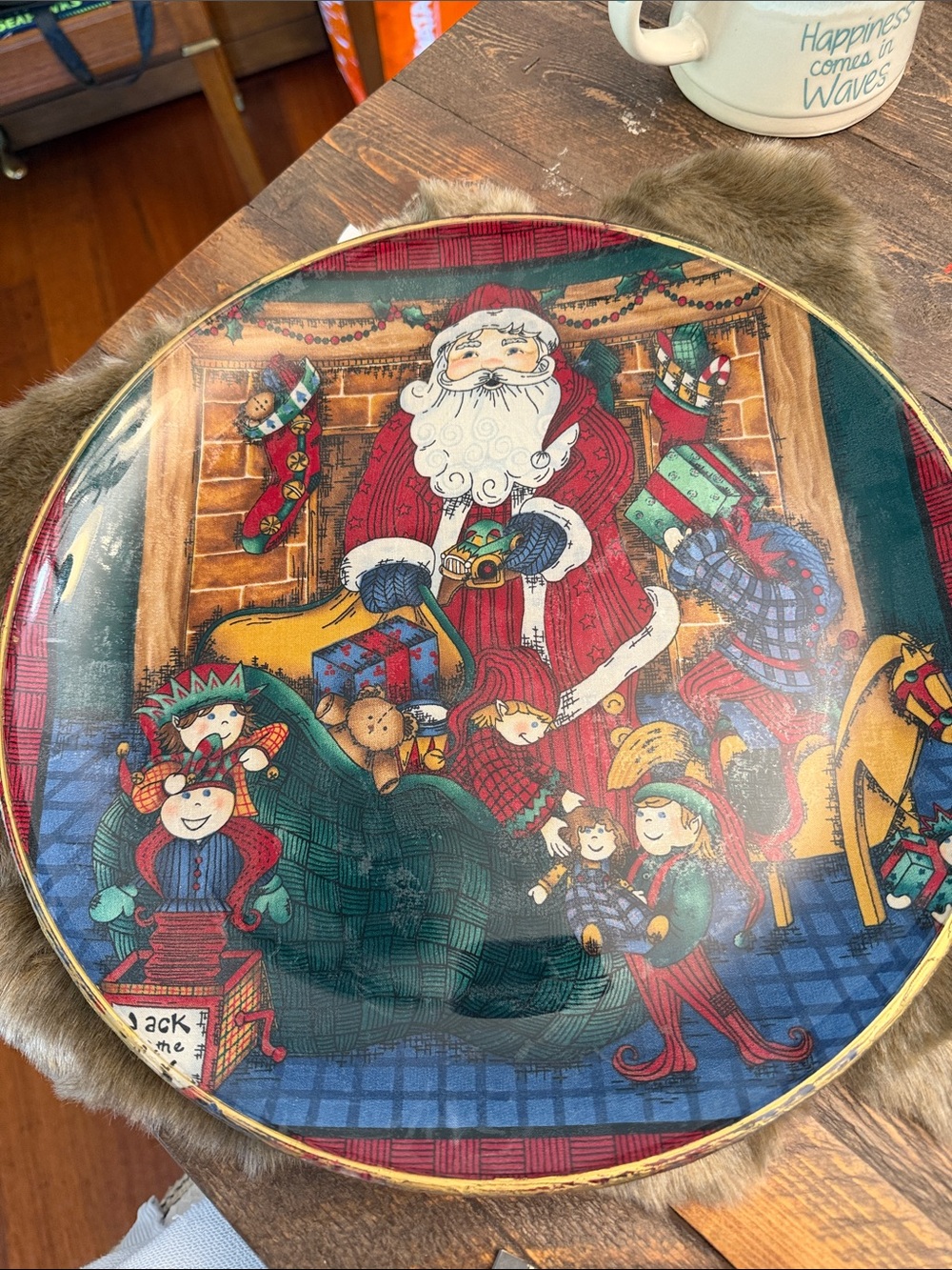 Vintage 1996 Avon Christmas Platter Santa's Loving Touch 22K Gold Trim 13”